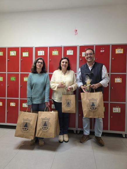 P&aacute;scoa junto dos mais pequenos! 