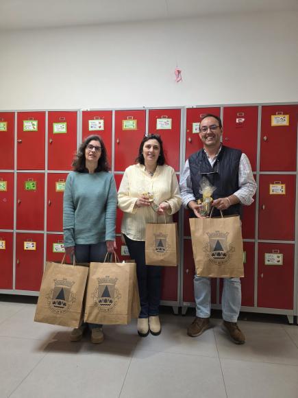 P&aacute;scoa junto dos mais pequenos! 