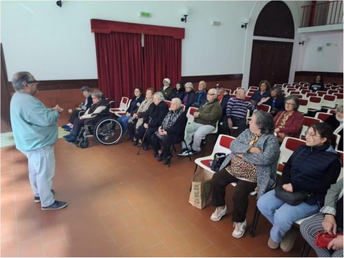 REVISTA À ALENTEJANA -  Grupo de Teatro da Universidade Sénior de Monforte 